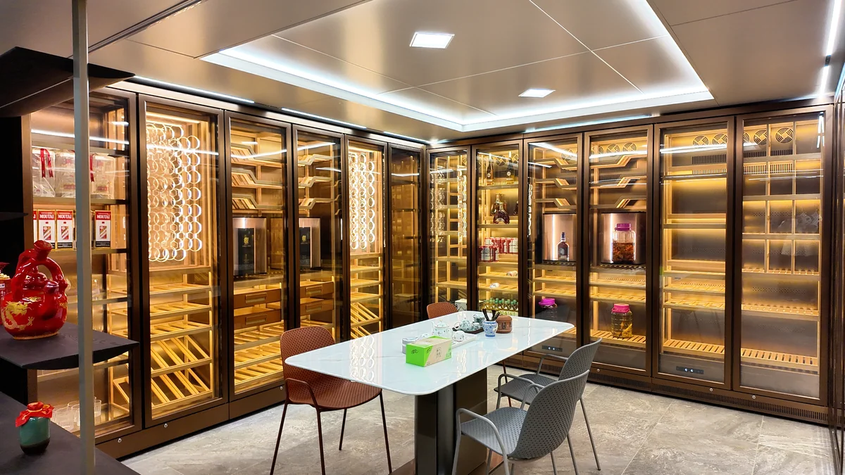 Nanjing Estate Rose Gold U-Shaped Cellar - Image 2