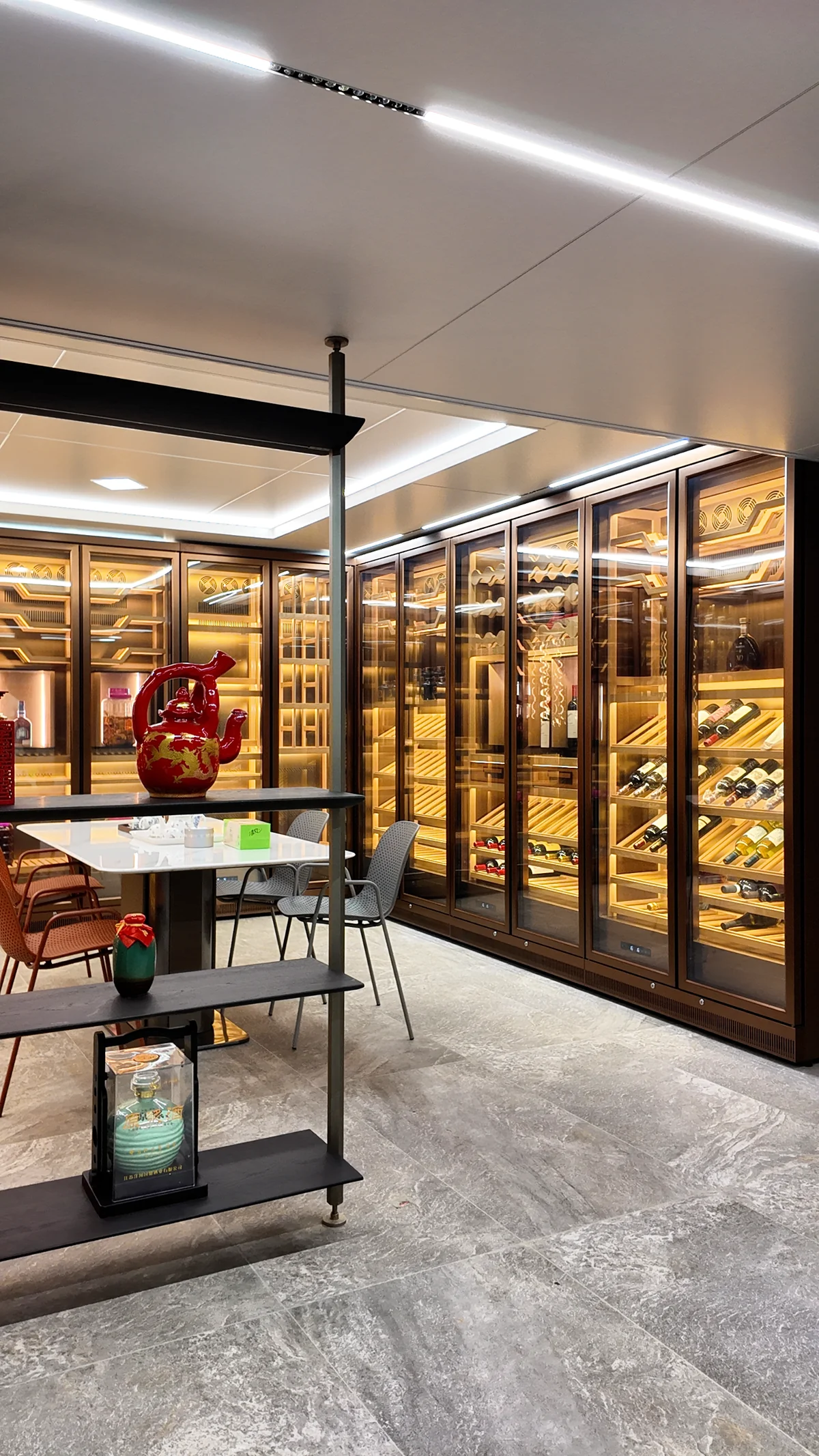 Nanjing Estate Rose Gold U-Shaped Cellar - Image 4