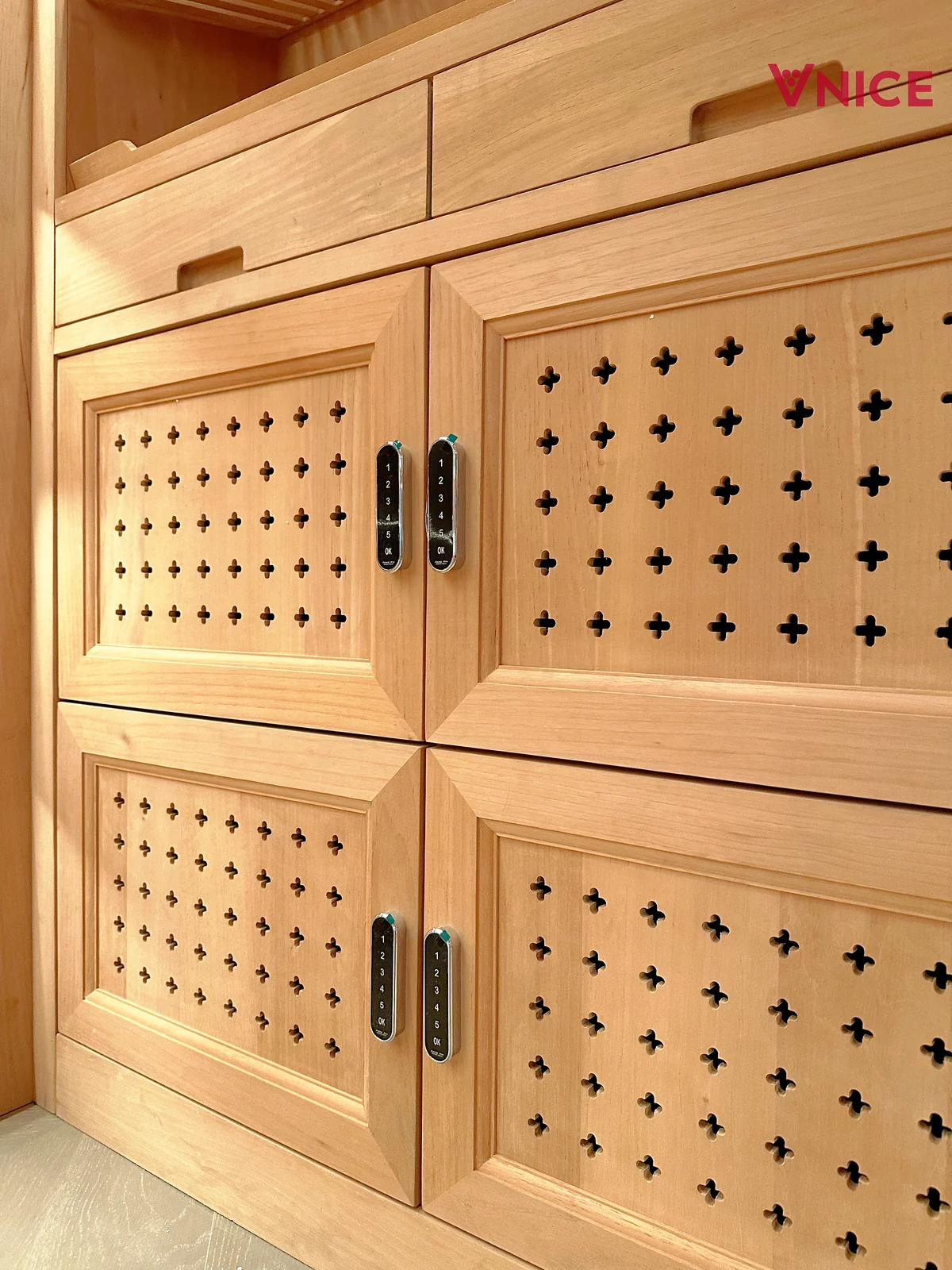 Commercial Cigar Lounge