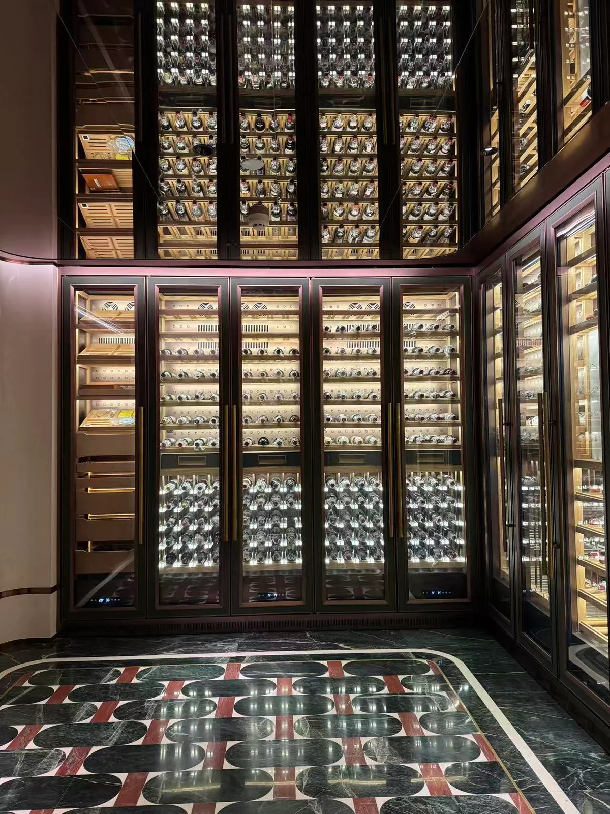 Guangzhou C17 Whisky Bar L-Shaped Cabinet view 2