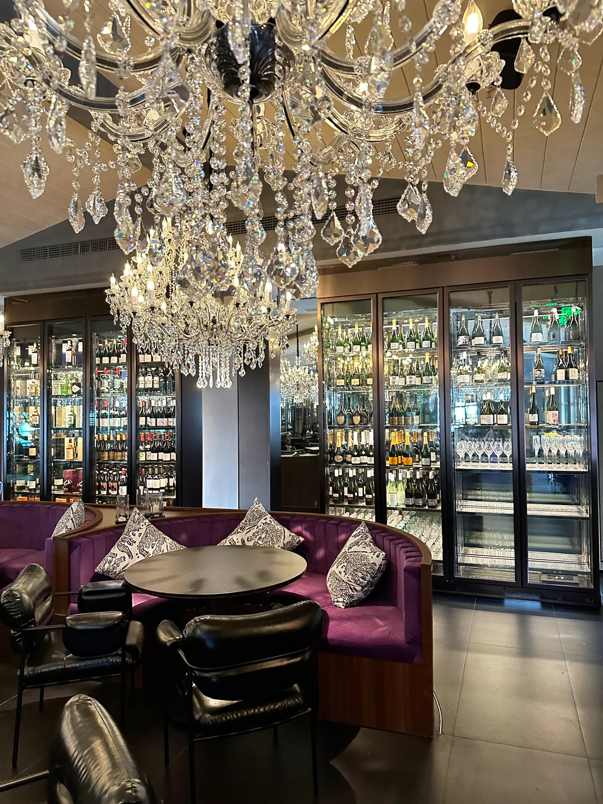 Hangzhou Guitangdong Restaurant Wine Wall